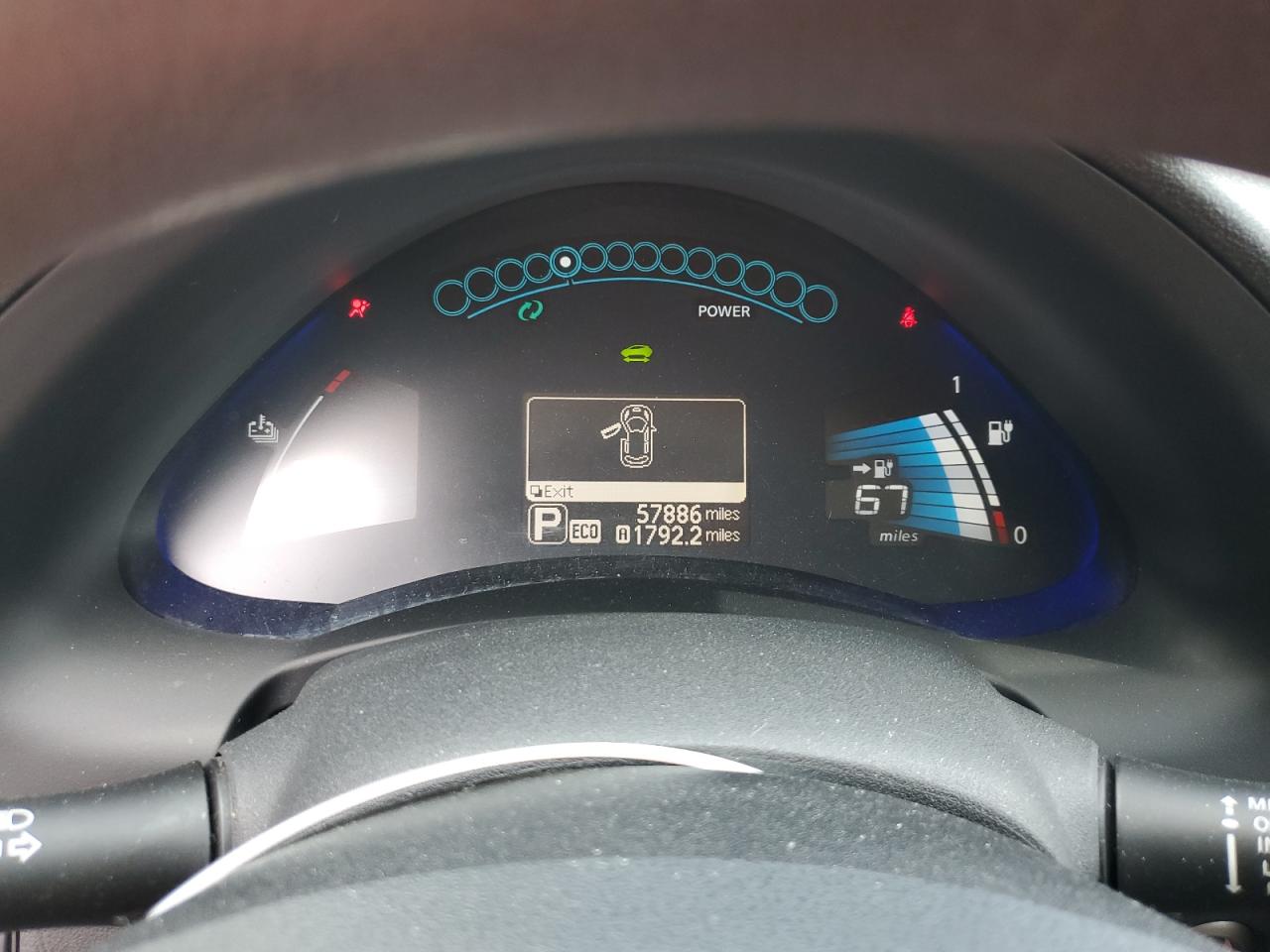 Автомобиль NISSAN LEAF S 2017 | GrandCar Автомобиль NISSAN LEAF S 2017 | GrandCar