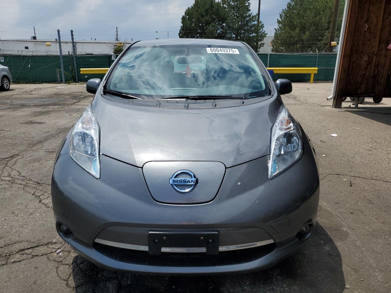 Автомобиль NISSAN LEAF S 2017 | GrandCar Автомобиль NISSAN LEAF S 2017 | GrandCar