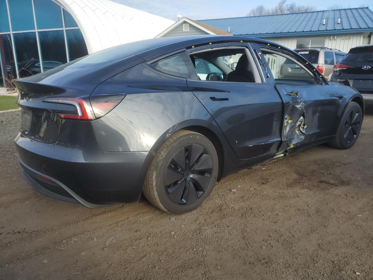 Автомобиль TESLA MODEL 3 2024 | GrandCar Автомобиль TESLA MODEL 3 2024 | GrandCar