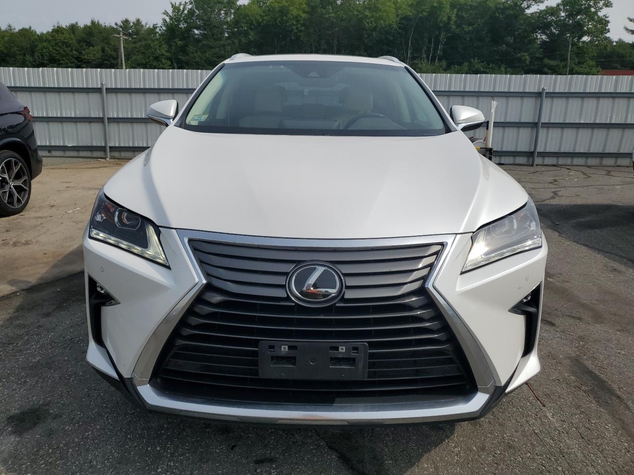 Автомобиль LEXUS RX 350 BASE 2017 | GrandCar Автомобиль LEXUS RX 350 BASE 2017 | GrandCar