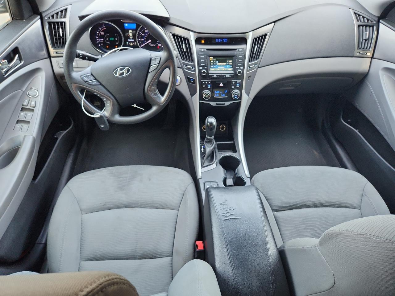 Автомобиль HYUNDAI SONATA HYBRID 2015 | GrandCar Автомобиль HYUNDAI SONATA HYBRID 2015 | GrandCar