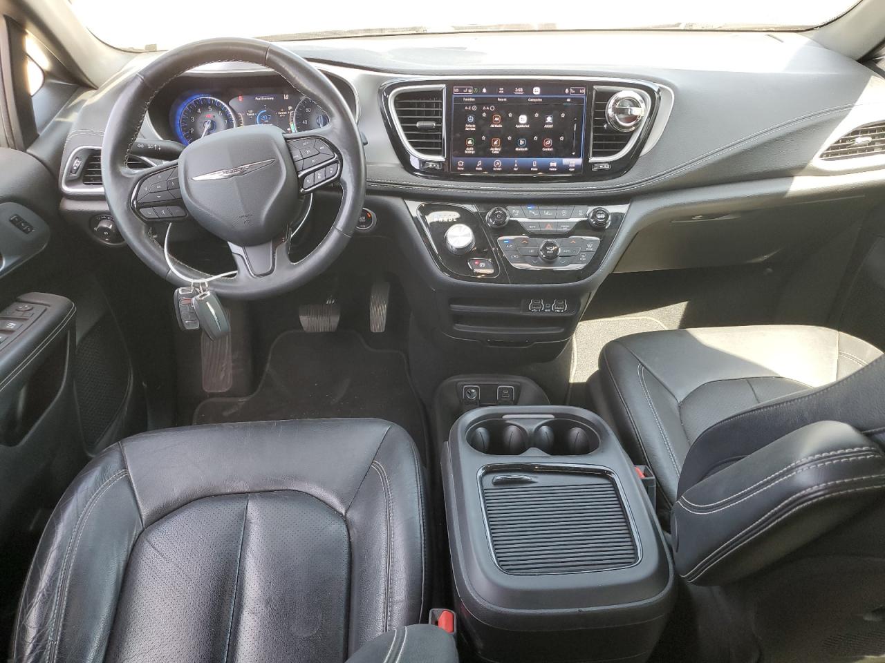 Автомобиль CHRYSLER PACIFICA TOURING L 2021 | GrandCar Автомобиль CHRYSLER PACIFICA TOURING L 2021 | GrandCar