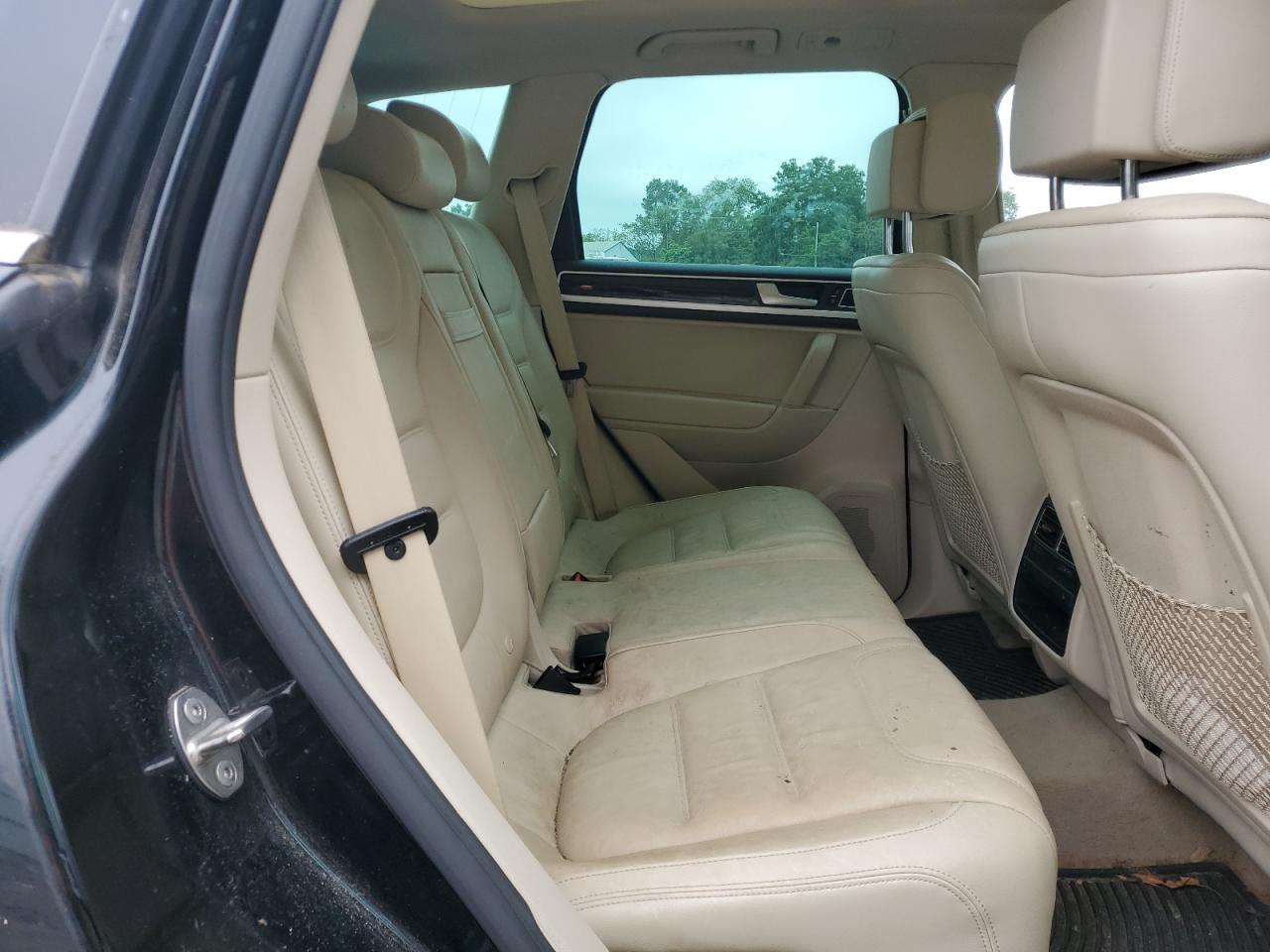 Автомобиль VOLKSWAGEN TOUAREG V6 2013 | GrandCar Автомобиль VOLKSWAGEN TOUAREG V6 2013 | GrandCar