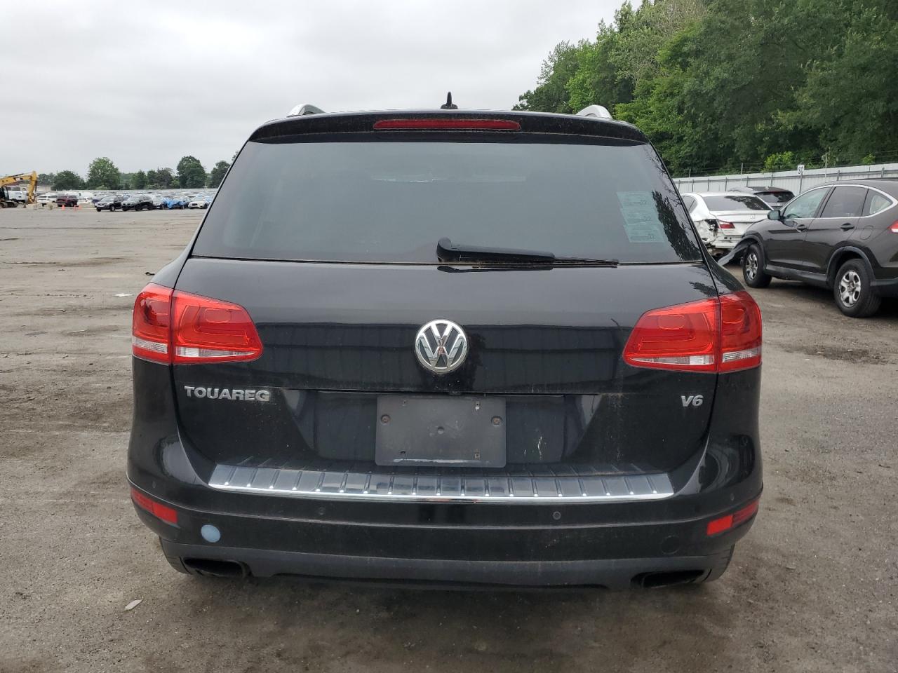 Автомобиль VOLKSWAGEN TOUAREG V6 2013 | GrandCar Автомобиль VOLKSWAGEN TOUAREG V6 2013 | GrandCar