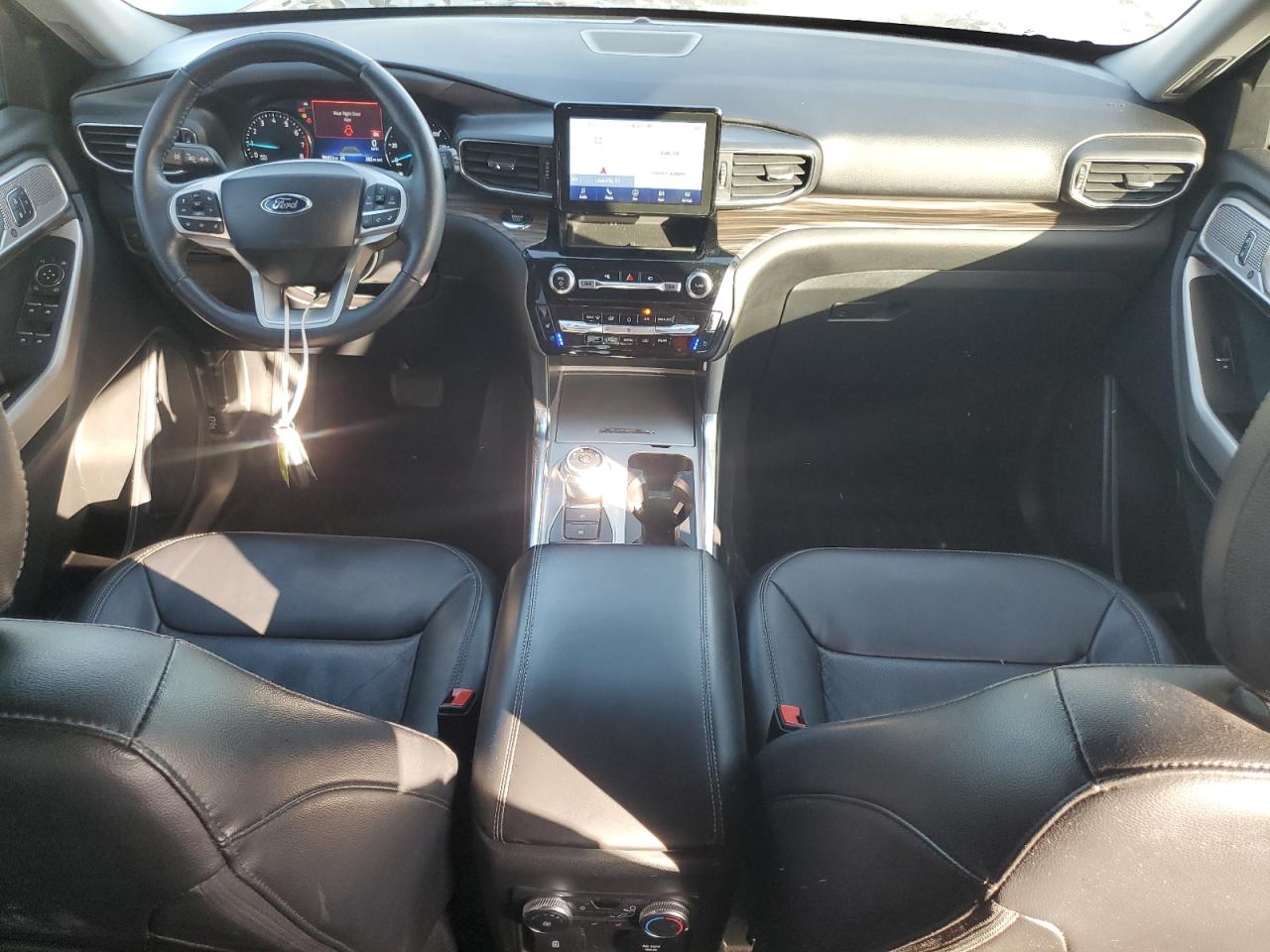 Автомобиль FORD EXPLORER LIMITED 2022 | GrandCar Автомобиль FORD EXPLORER LIMITED 2022 | GrandCar