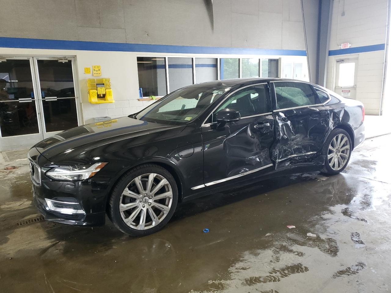 Автомобиль VOLVO S90 T8 INSCRIPTION 2018 | GrandCar Автомобиль VOLVO S90 T8 INSCRIPTION 2018 | GrandCar