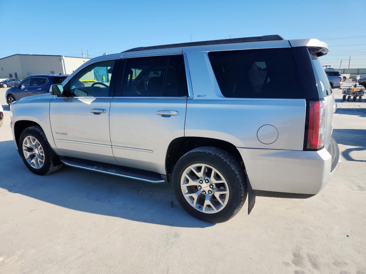 Автомобиль GMC YUKON SLT 2018 | GrandCar Автомобиль GMC YUKON SLT 2018 | GrandCar