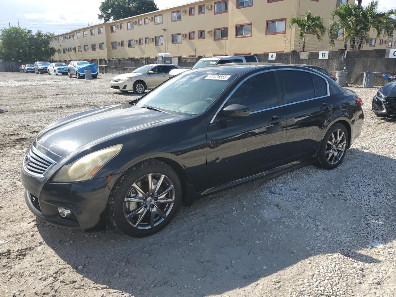 Автомобиль INFINITI G37 BASE 2013 | GrandCar