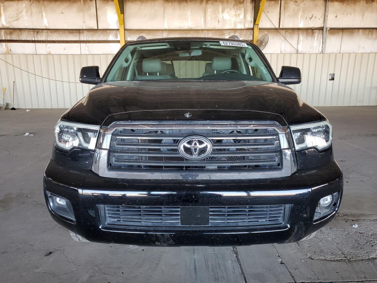 Автомобіль TOYOTA SEQUOIA SR5 2018 | GrandCar Автомобіль TOYOTA SEQUOIA SR5 2018 | GrandCar