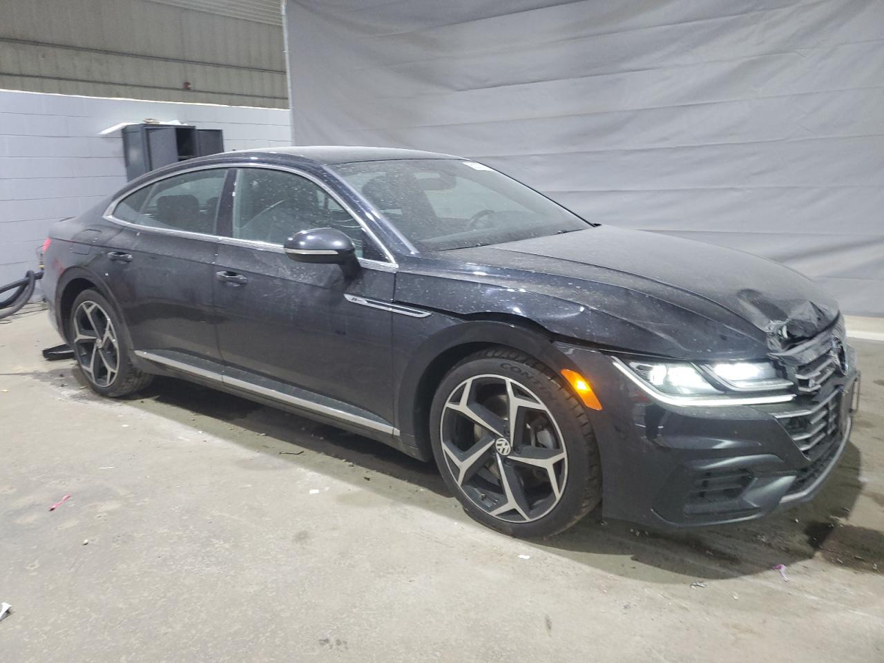Автомобиль VOLKSWAGEN ARTEON SEL R-LINE 2020 | GrandCar Автомобиль VOLKSWAGEN ARTEON SEL R-LINE 2020 | GrandCar
