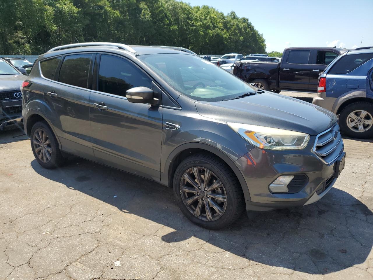 Автомобіль FORD ESCAPE TITANIUM 2017 | GrandCar Автомобіль FORD ESCAPE TITANIUM 2017 | GrandCar