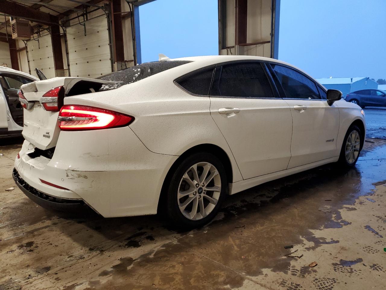Автомобиль FORD FUSION SE 2019 | GrandCar Автомобиль FORD FUSION SE 2019 | GrandCar