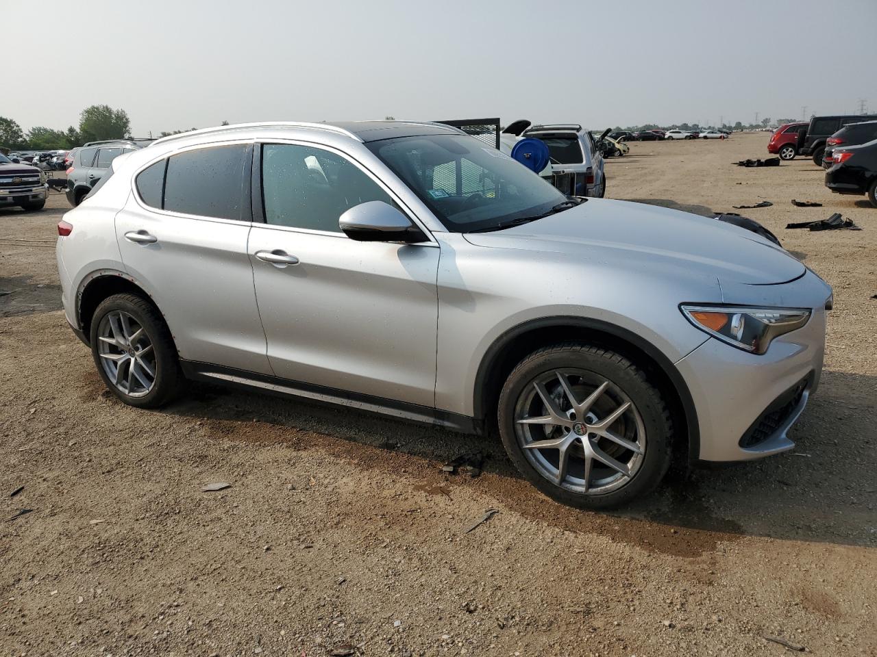 Автомобіль ALFA ROMEO STELVIO 2018 | GrandCar Автомобіль ALFA ROMEO STELVIO 2018 | GrandCar