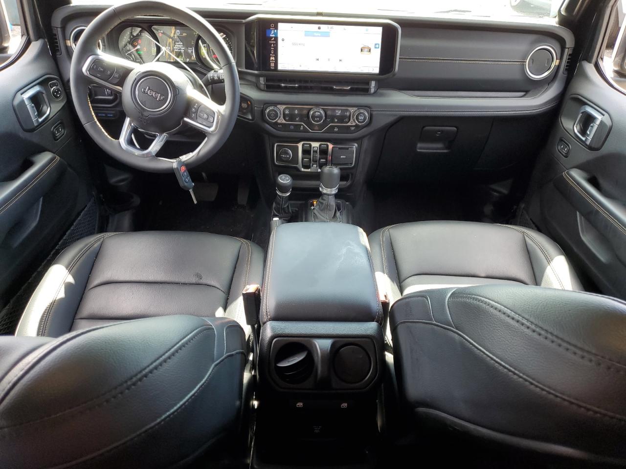 Автомобіль JEEP WRANGLER SAHARA 4XE 2024 | GrandCar Автомобіль JEEP WRANGLER SAHARA 4XE 2024 | GrandCar