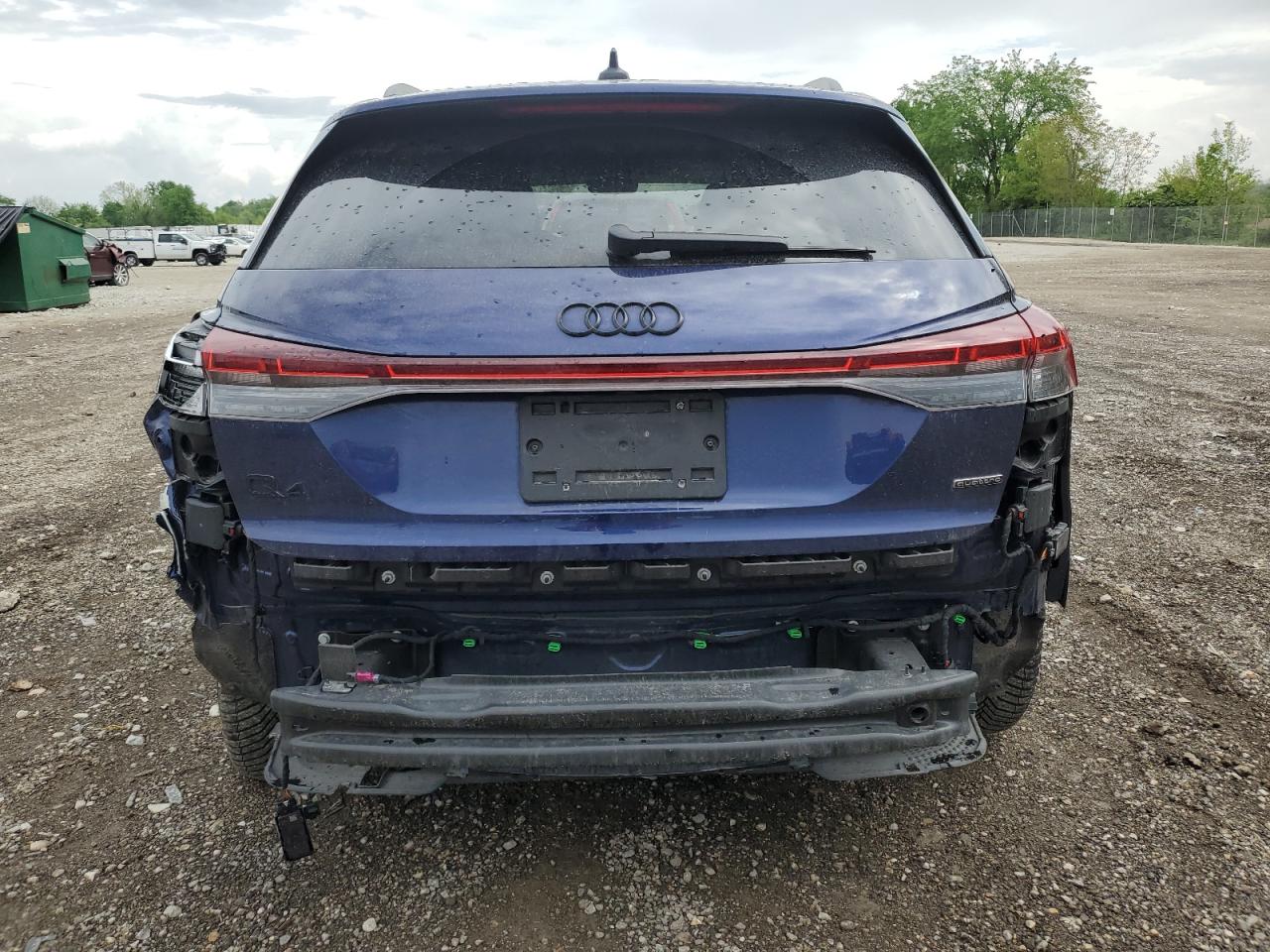 Автомобиль AUDI Q4 E-TRON PREMIUM PLUS S-LINE 2022 | GrandCar Автомобиль AUDI Q4 E-TRON PREMIUM PLUS S-LINE 2022 | GrandCar