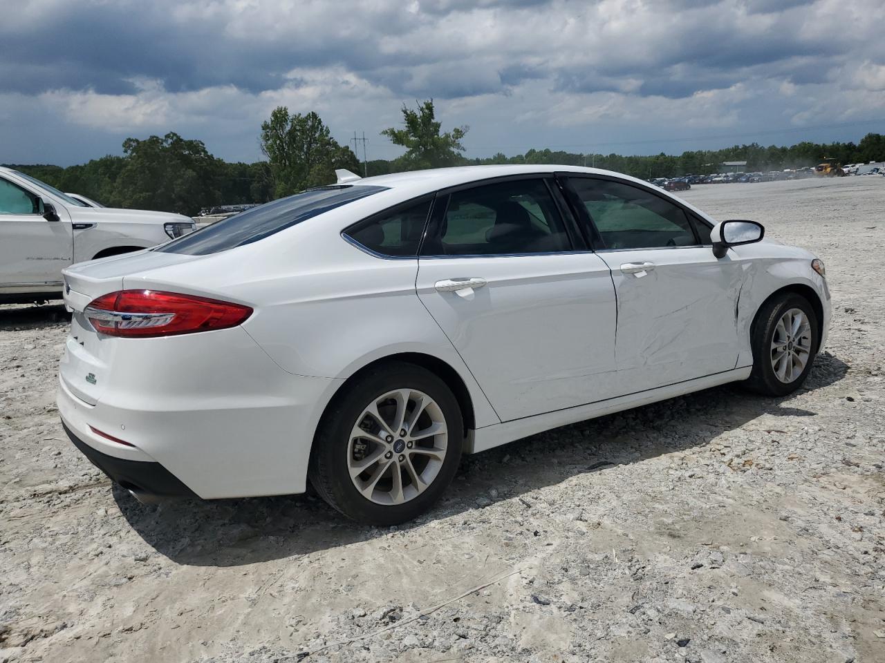 Автомобиль FORD FUSION SE 2019 | GrandCar Автомобиль FORD FUSION SE 2019 | GrandCar