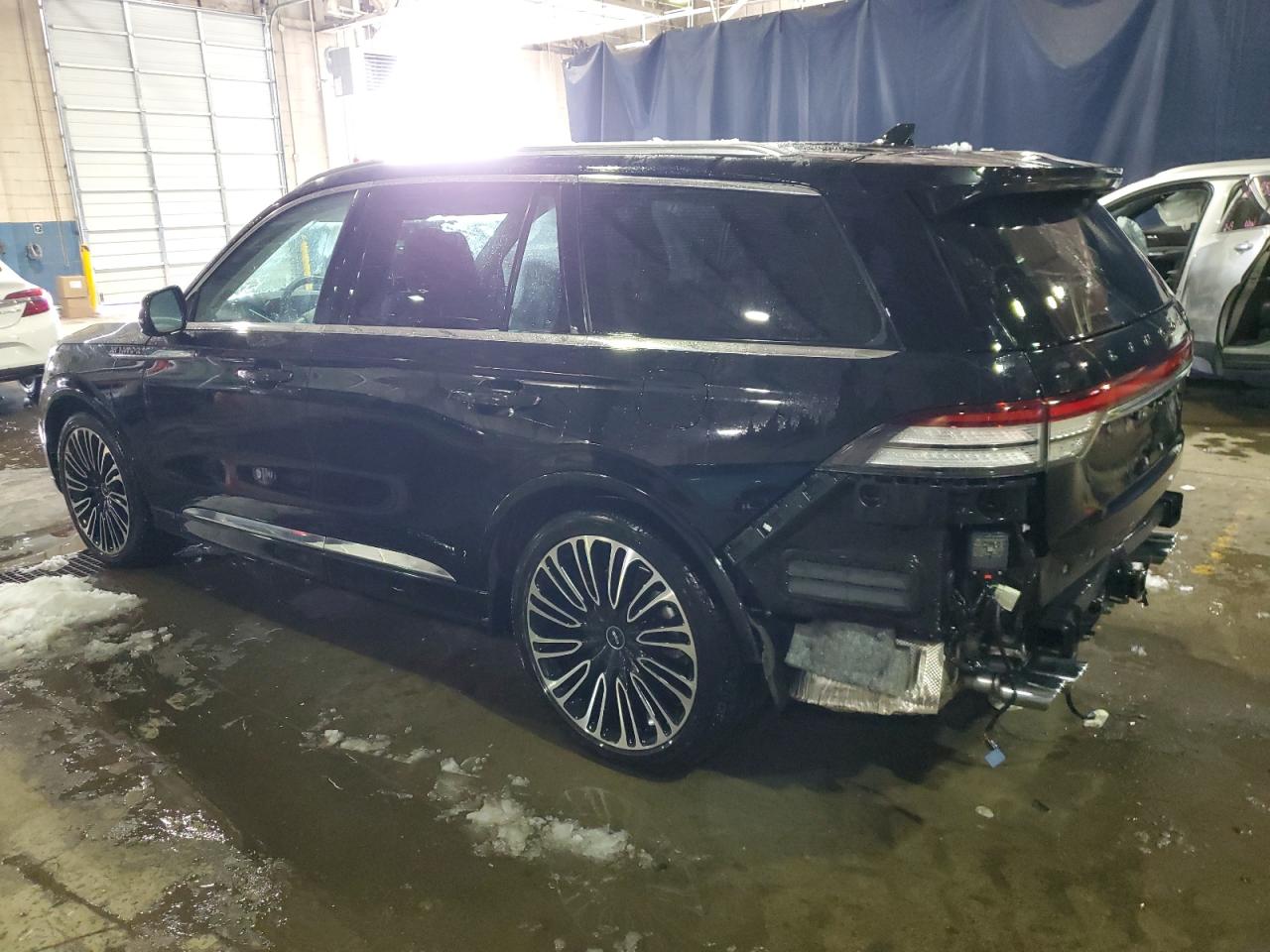Автомобіль LINCOLN AVIATOR BLACK LABEL 2024 | GrandCar Автомобіль LINCOLN AVIATOR BLACK LABEL 2024 | GrandCar