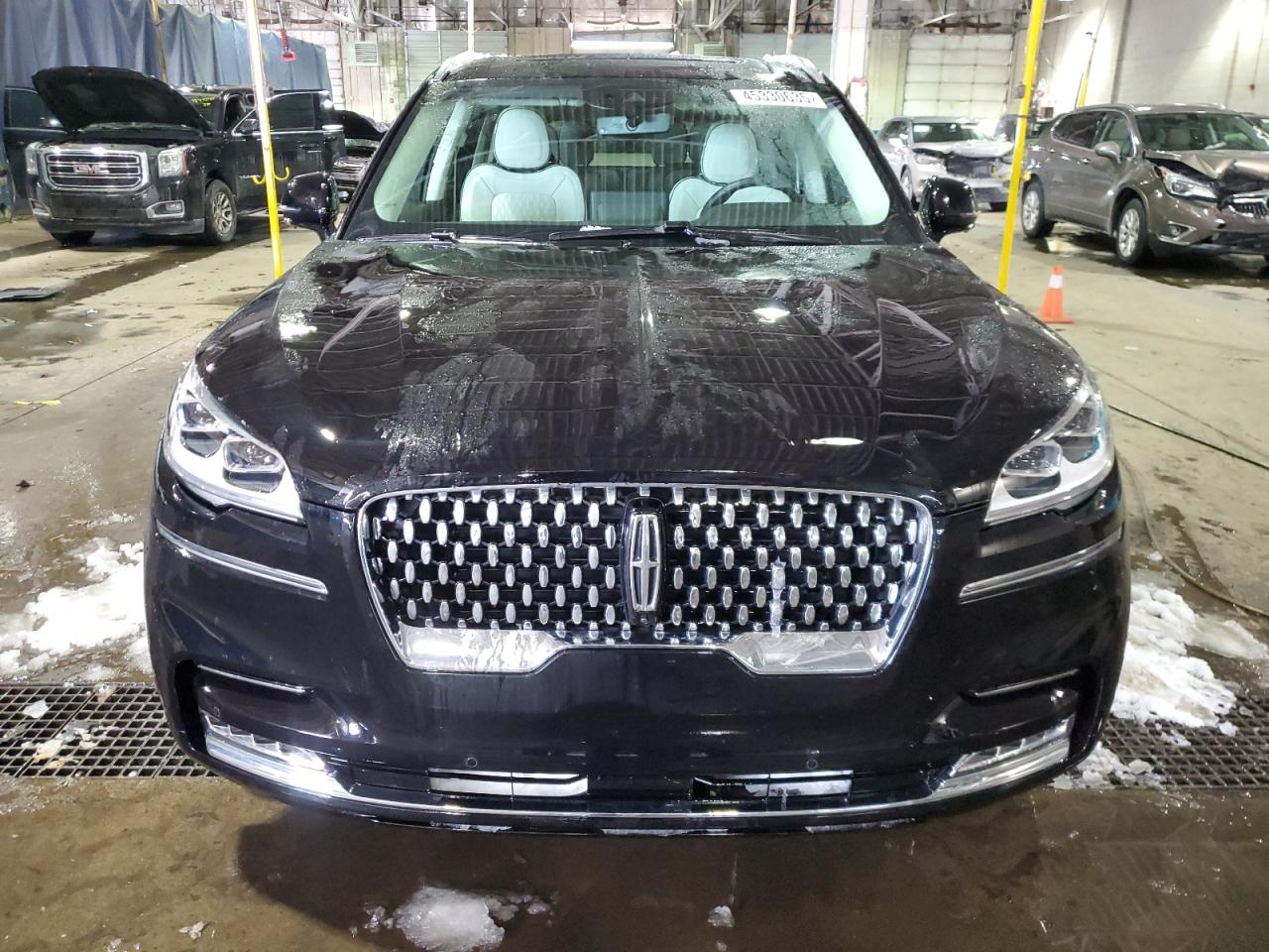 Автомобіль LINCOLN AVIATOR BLACK LABEL 2024 | GrandCar Автомобіль LINCOLN AVIATOR BLACK LABEL 2024 | GrandCar