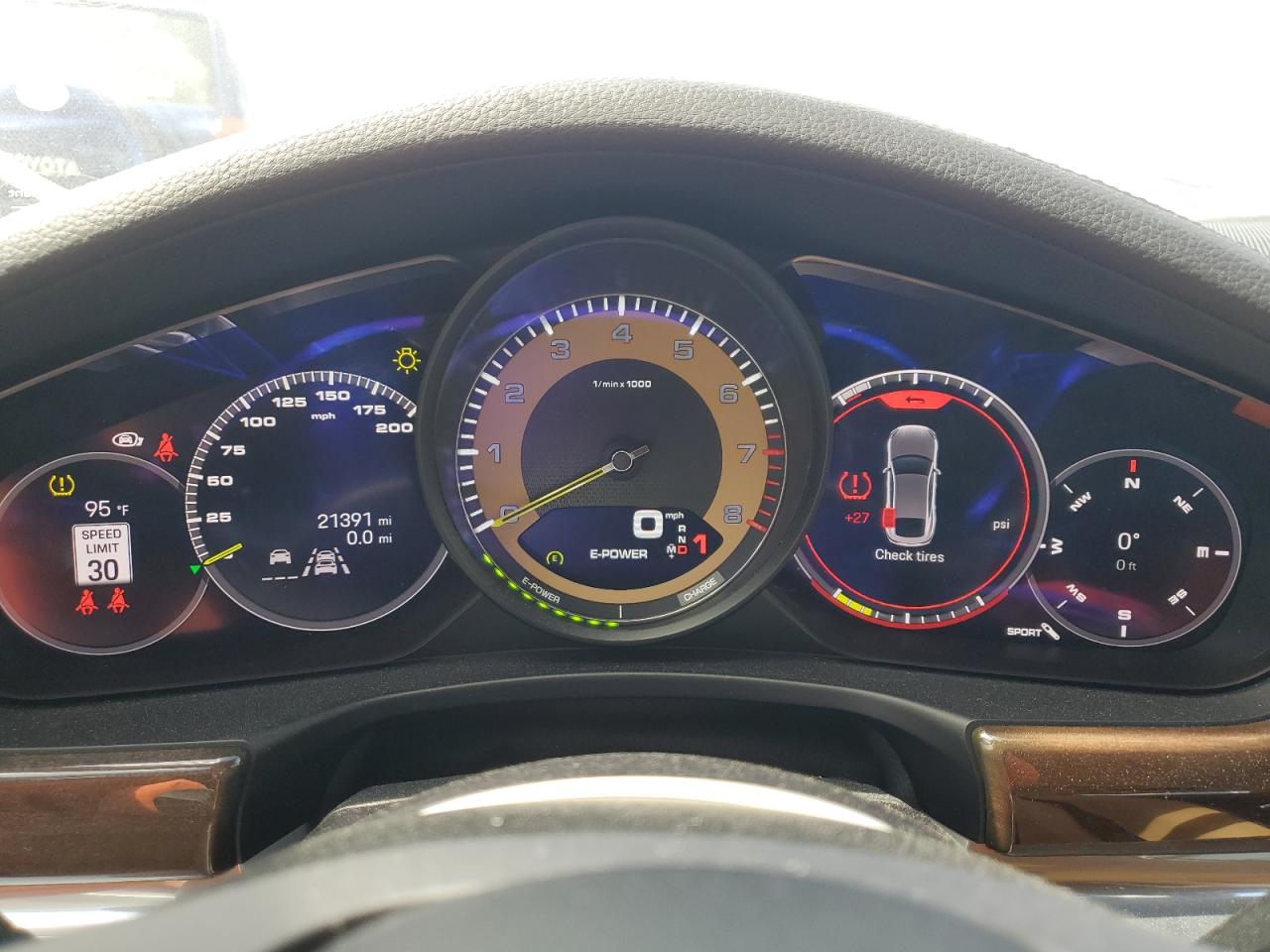 Автомобиль PORSCHE PANAMERA 4S E-HYBRID 2023 | GrandCar Автомобиль PORSCHE PANAMERA 4S E-HYBRID 2023 | GrandCar