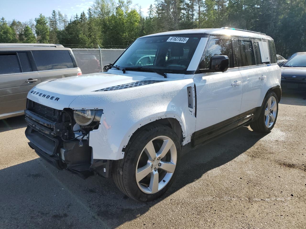 Автомобиль LAND ROVER DEFENDER 110 X-DYNAMIC SE 2023 | GrandCar