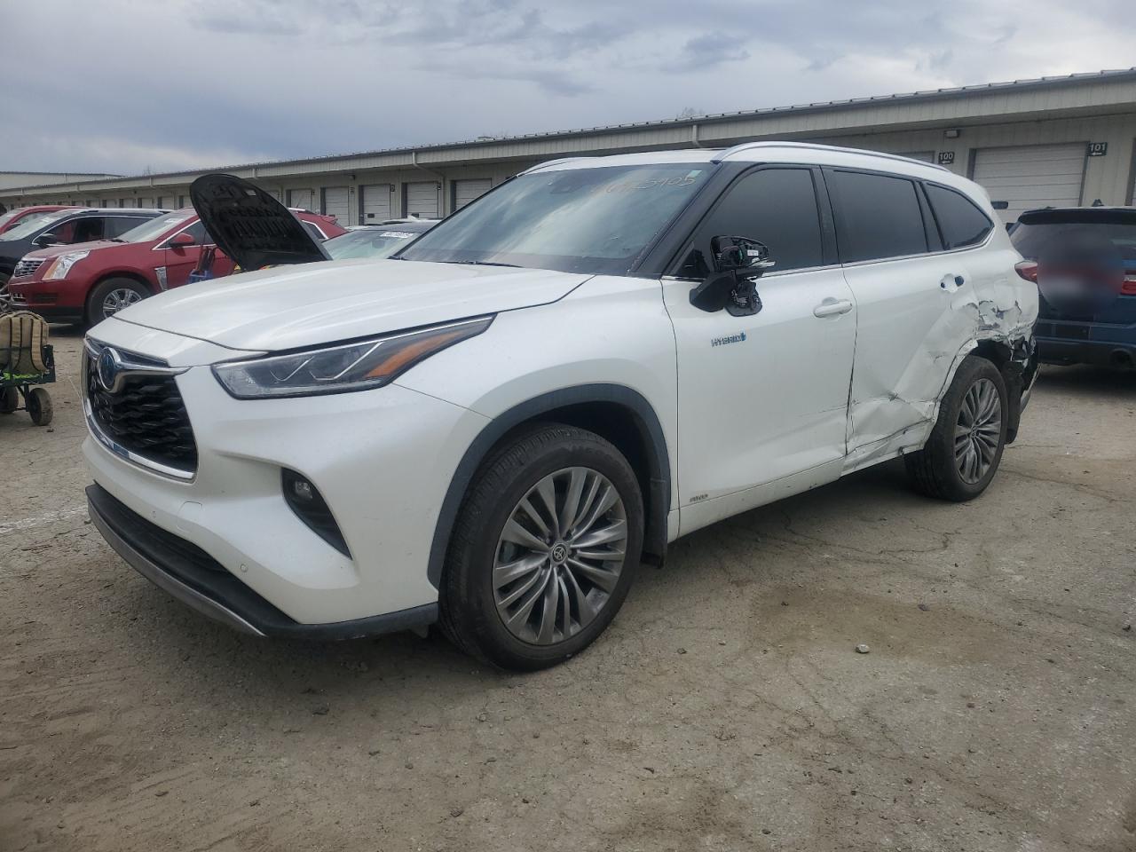 Автомобиль TOYOTA HIGHLANDER HYBRID PLATINUM 2021 | GrandCar