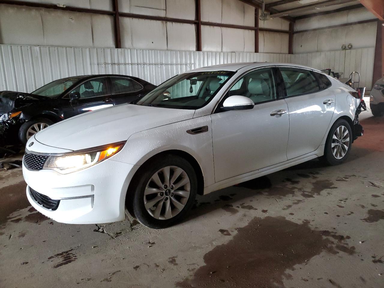 Автомобиль KIA OPTIMA EX 2016 | GrandCar
