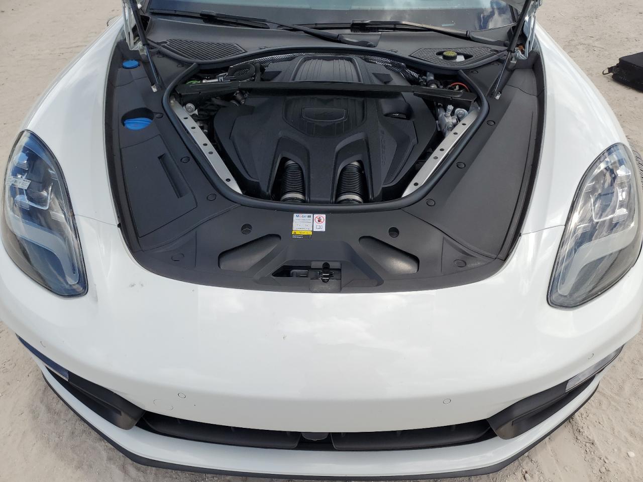 Автомобиль PORSCHE PANAMERA 4S E-HYBRID 2023 | GrandCar Автомобиль PORSCHE PANAMERA 4S E-HYBRID 2023 | GrandCar