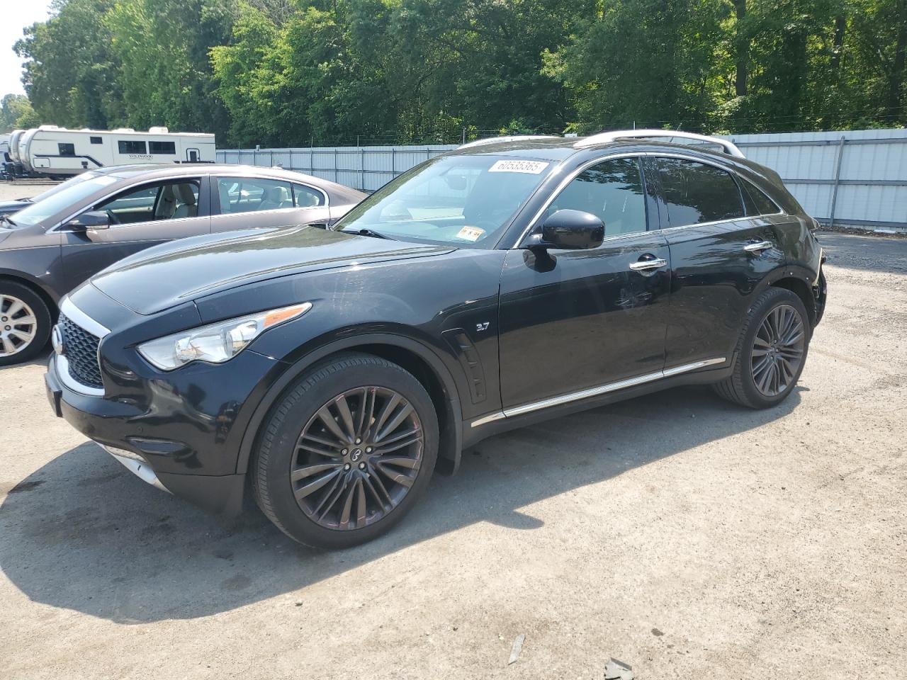 Автомобиль INFINITI QX70 2017 | GrandCar