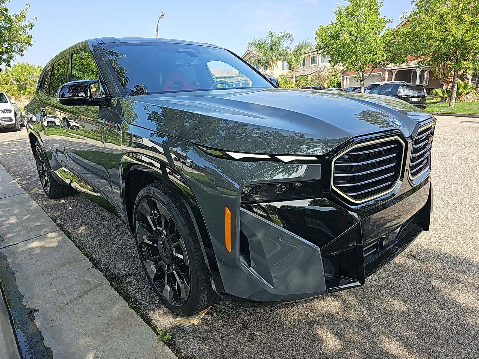 Автомобиль BMW XM Label Red 2024 | GrandCar Автомобиль BMW XM Label Red 2024 | GrandCar