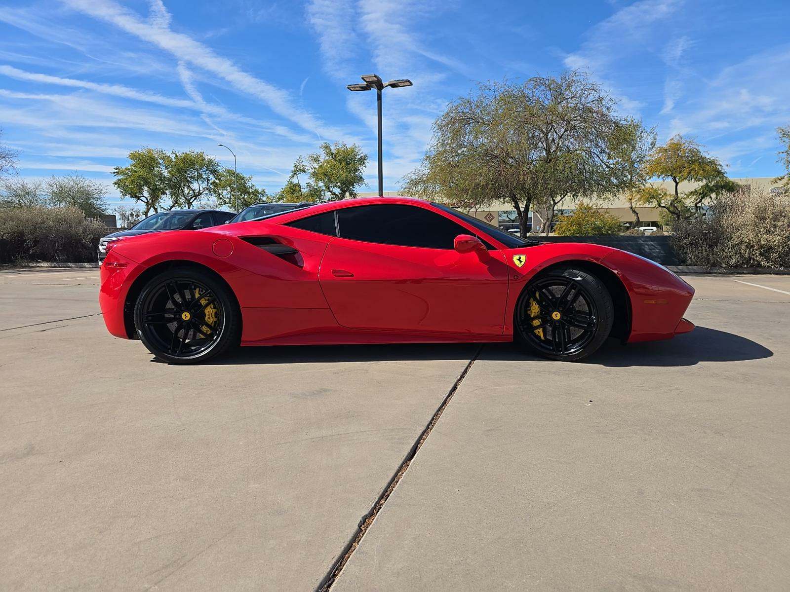 Автомобіль Ferrari 488 GTB Coupe 2016 | GrandCar Автомобіль Ferrari 488 GTB Coupe 2016 | GrandCar