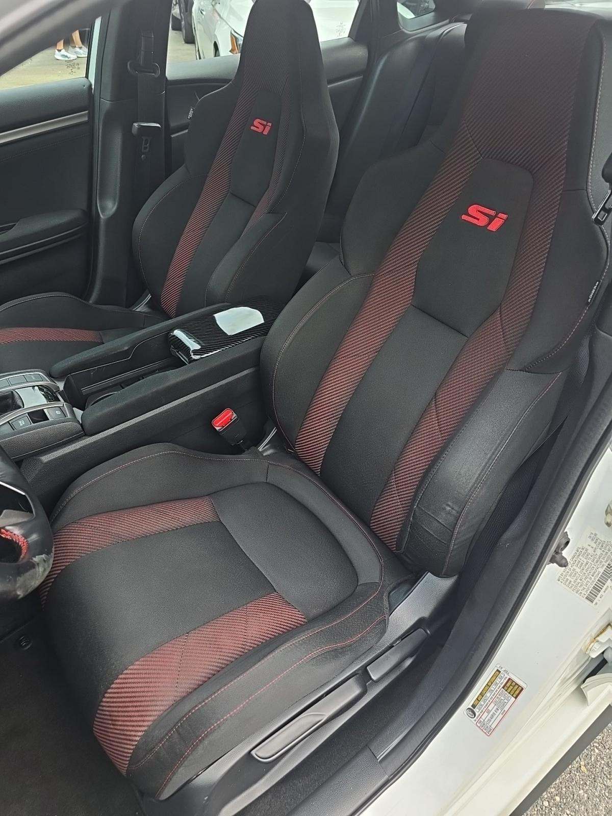 Автомобіль Honda Civic Si Sedan 2020 | GrandCar Автомобіль Honda Civic Si Sedan 2020 | GrandCar