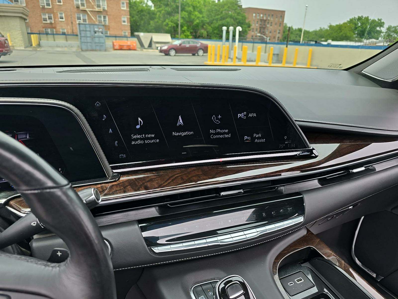 Автомобиль Cadillac Escalade Sport Platinum 1SH 2021 | GrandCar Автомобиль Cadillac Escalade Sport Platinum 1SH 2021 | GrandCar