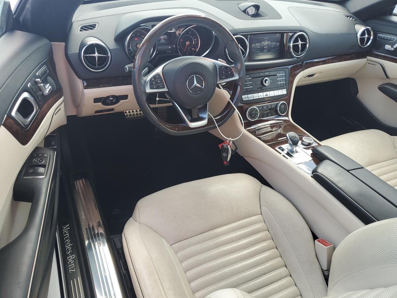 Автомобиль MERCEDES-BENZ SL 450 2017 | GrandCar Автомобиль MERCEDES-BENZ SL 450 2017 | GrandCar