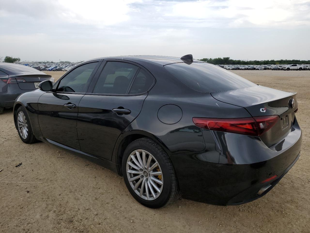 Автомобиль ALFA ROMEO GIULIA TI Q4 2018 | GrandCar Автомобиль ALFA ROMEO GIULIA TI Q4 2018 | GrandCar