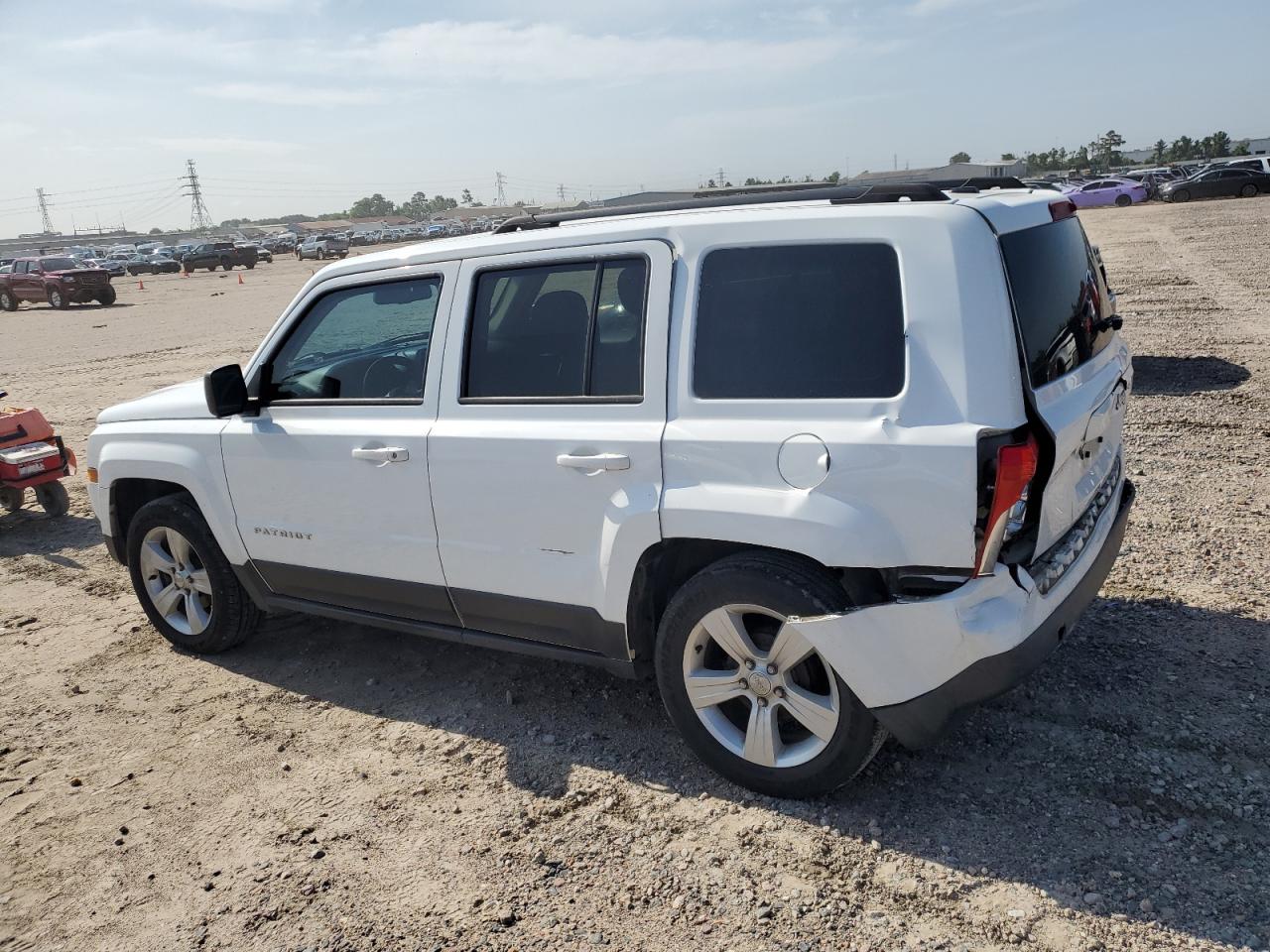 Автомобиль JEEP PATRIOT LATITUDE 2016 | GrandCar Автомобиль JEEP PATRIOT LATITUDE 2016 | GrandCar