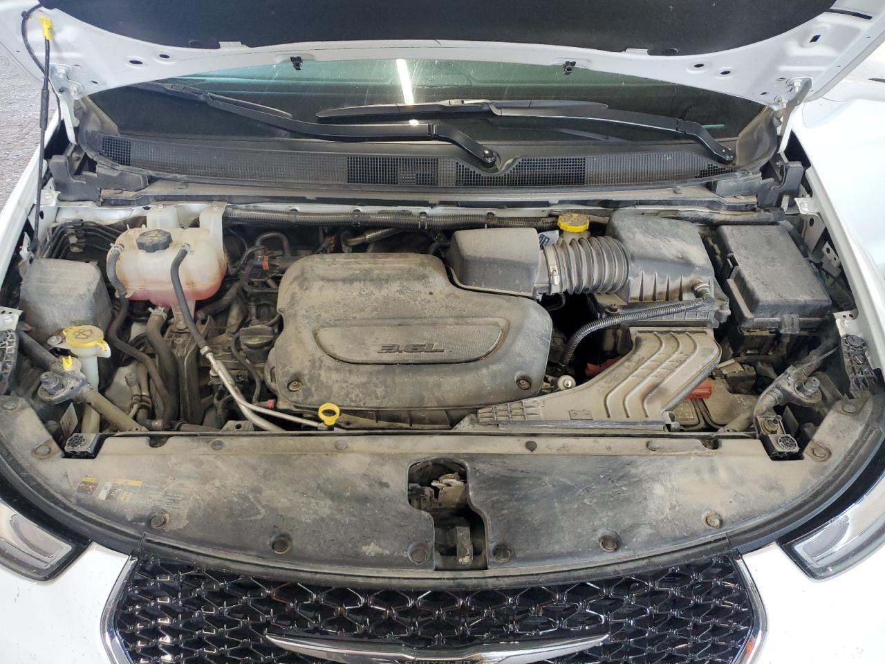 Автомобиль CHRYSLER PACIFICA TOURING L 2022 | GrandCar Автомобиль CHRYSLER PACIFICA TOURING L 2022 | GrandCar