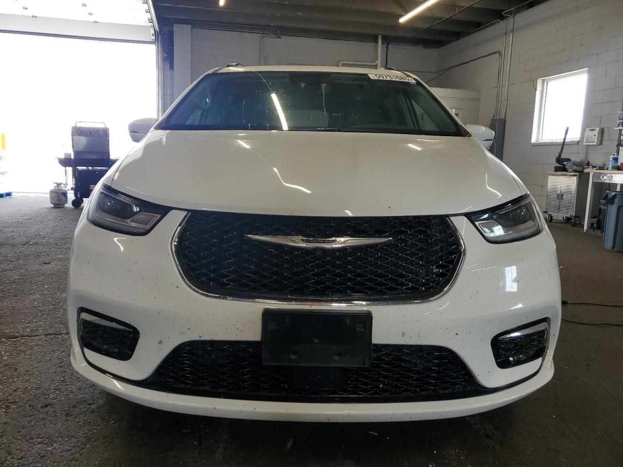 Автомобиль CHRYSLER PACIFICA TOURING L 2022 | GrandCar Автомобиль CHRYSLER PACIFICA TOURING L 2022 | GrandCar