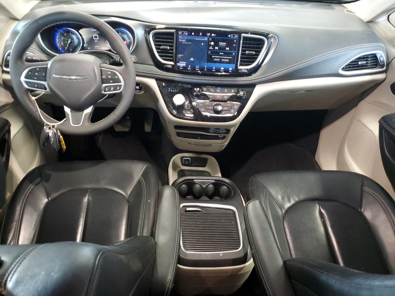 Автомобиль CHRYSLER PACIFICA TOURING L 2022 | GrandCar Автомобиль CHRYSLER PACIFICA TOURING L 2022 | GrandCar