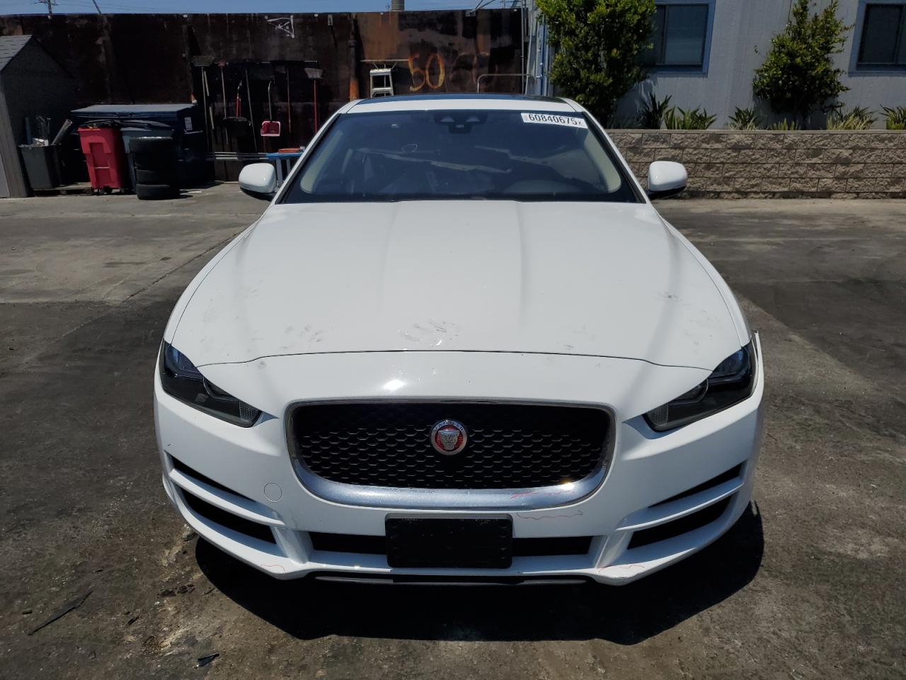 Автомобіль JAGUAR XE PREMIUM 2019 | GrandCar Автомобіль JAGUAR XE PREMIUM 2019 | GrandCar