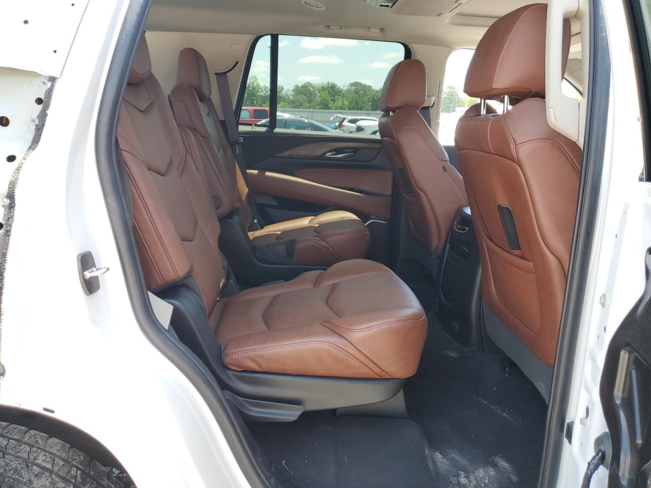 Автомобиль CADILLAC ESCALADE PREMIUM LUXURY 2018 | GrandCar Автомобиль CADILLAC ESCALADE PREMIUM LUXURY 2018 | GrandCar
