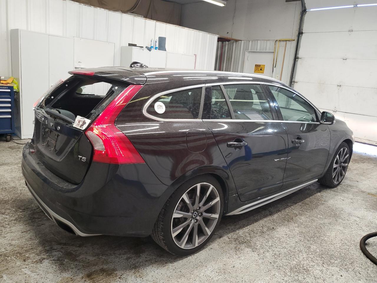 Автомобиль VOLVO V60 PREMIER 2015 | GrandCar Автомобиль VOLVO V60 PREMIER 2015 | GrandCar