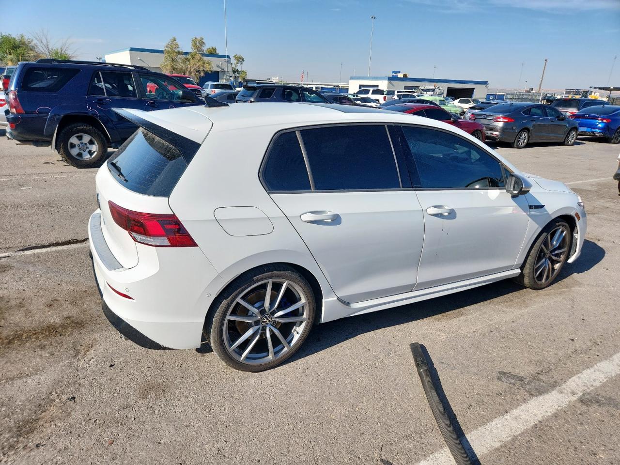 Автомобиль VOLKSWAGEN GOLF R 2024 | GrandCar Автомобиль VOLKSWAGEN GOLF R 2024 | GrandCar