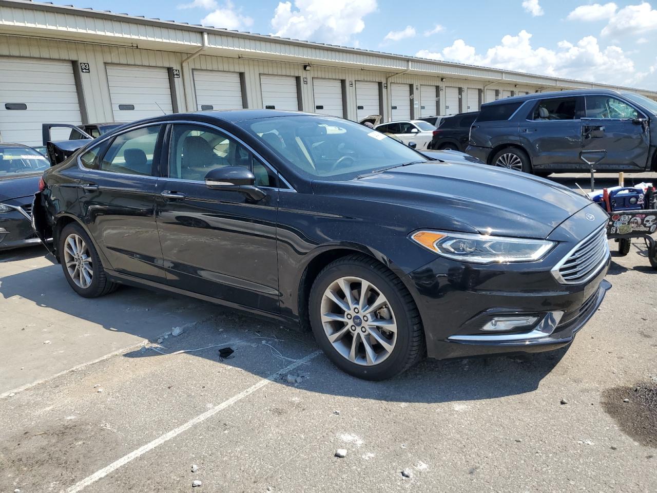 Автомобиль FORD FUSION SE 2017 | GrandCar Автомобиль FORD FUSION SE 2017 | GrandCar