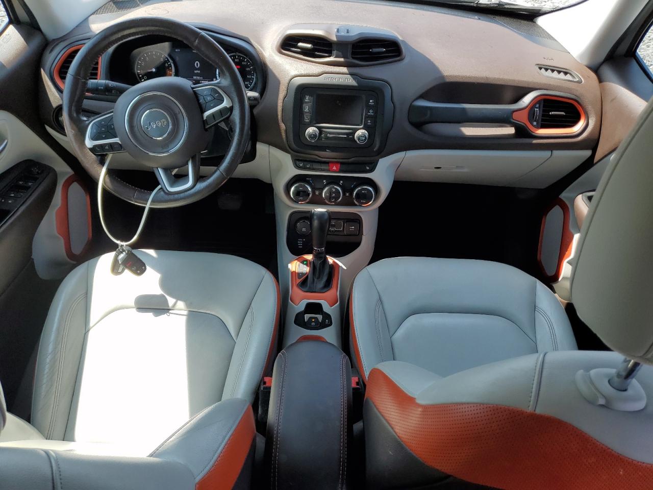 Автомобіль JEEP RENEGADE LIMITED 2016 | GrandCar Автомобіль JEEP RENEGADE LIMITED 2016 | GrandCar