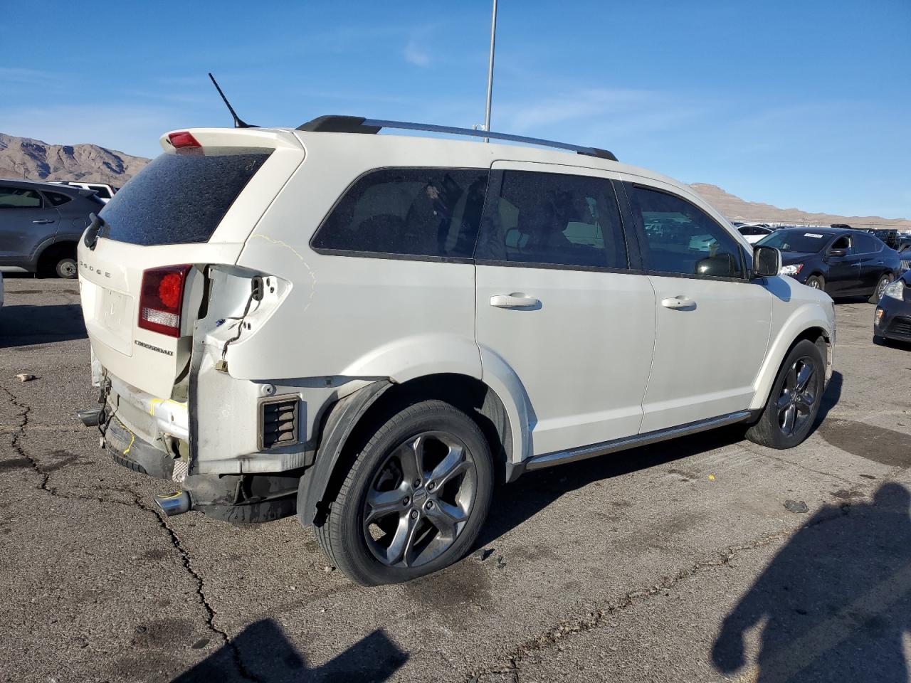 Автомобиль DODGE JOURNEY CROSSROAD 2016 | GrandCar Автомобиль DODGE JOURNEY CROSSROAD 2016 | GrandCar