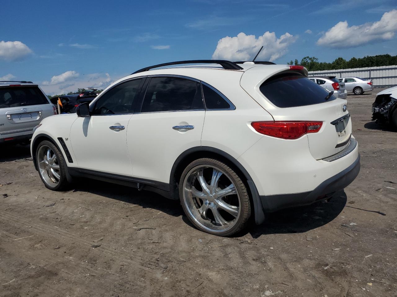 Автомобіль INFINITI QX70 2016 | GrandCar Автомобіль INFINITI QX70 2016 | GrandCar