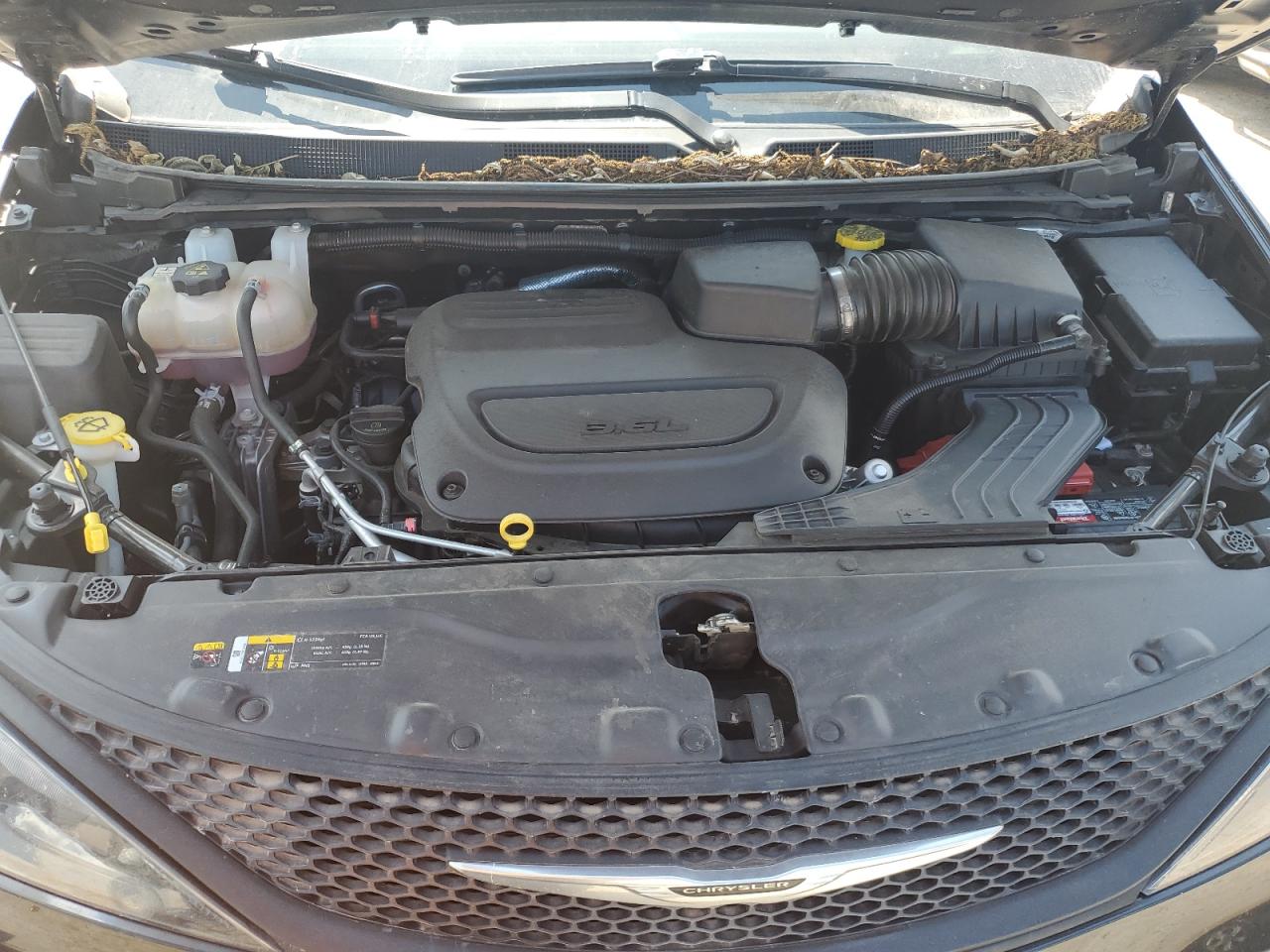 Автомобиль CHRYSLER VOYAGER LX 2023 | GrandCar Автомобиль CHRYSLER VOYAGER LX 2023 | GrandCar