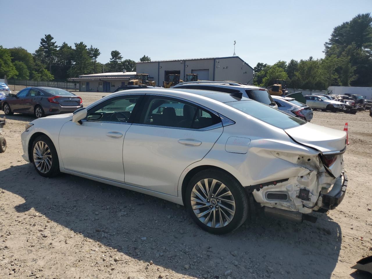 Автомобіль LEXUS ES 350 2019 | GrandCar Автомобіль LEXUS ES 350 2019 | GrandCar