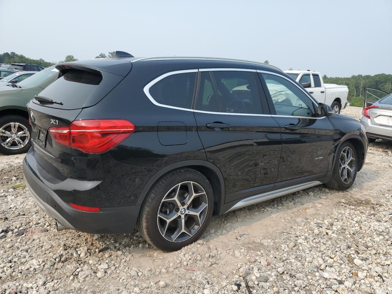 Автомобиль BMW X1 XDRIVE28I 2018 | GrandCar Автомобиль BMW X1 XDRIVE28I 2018 | GrandCar
