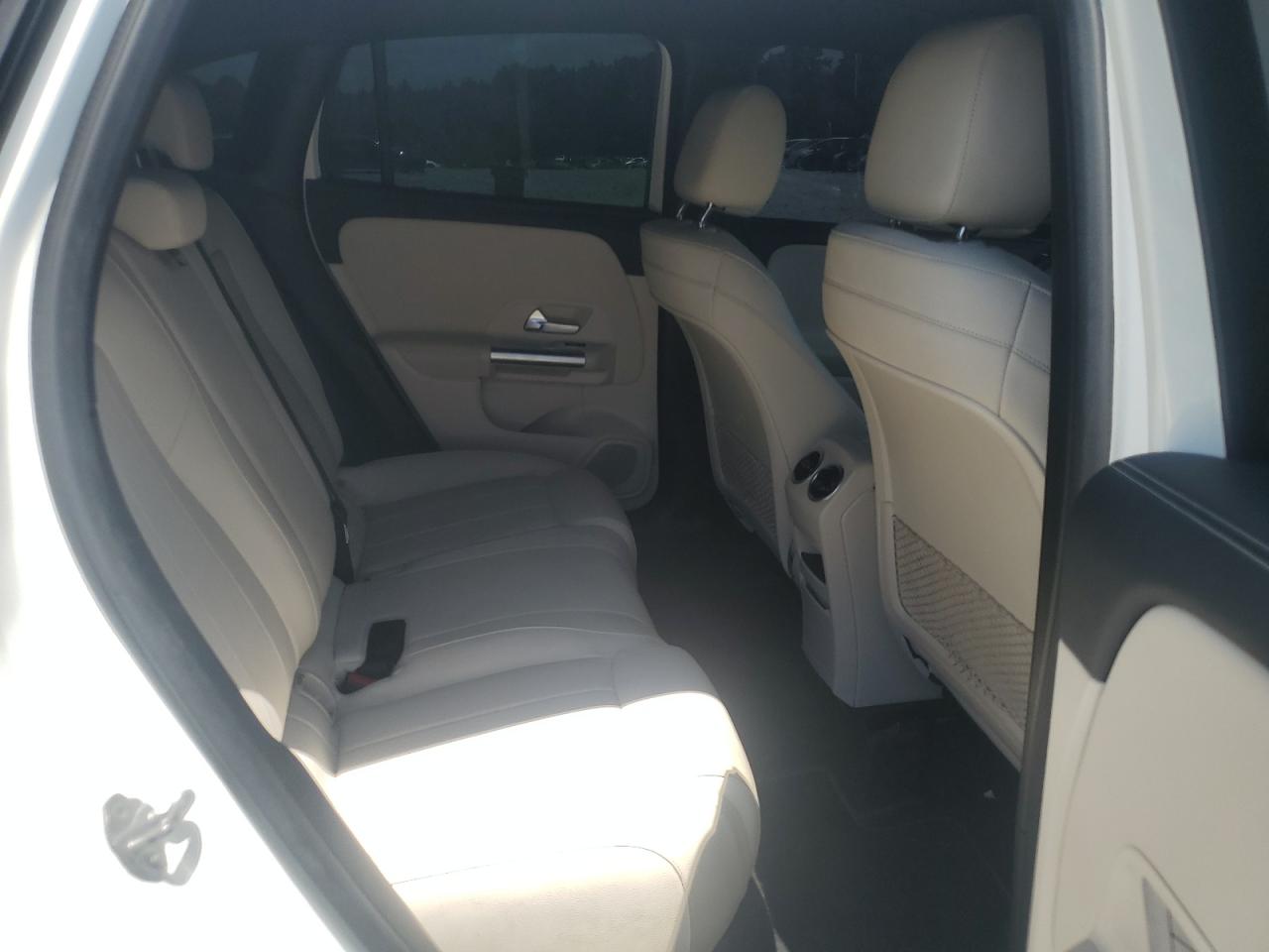 Автомобиль MERCEDES-BENZ GLA 250 2021 | GrandCar Автомобиль MERCEDES-BENZ GLA 250 2021 | GrandCar